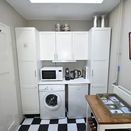 Cozy Holiday In Near Sea ברחן
